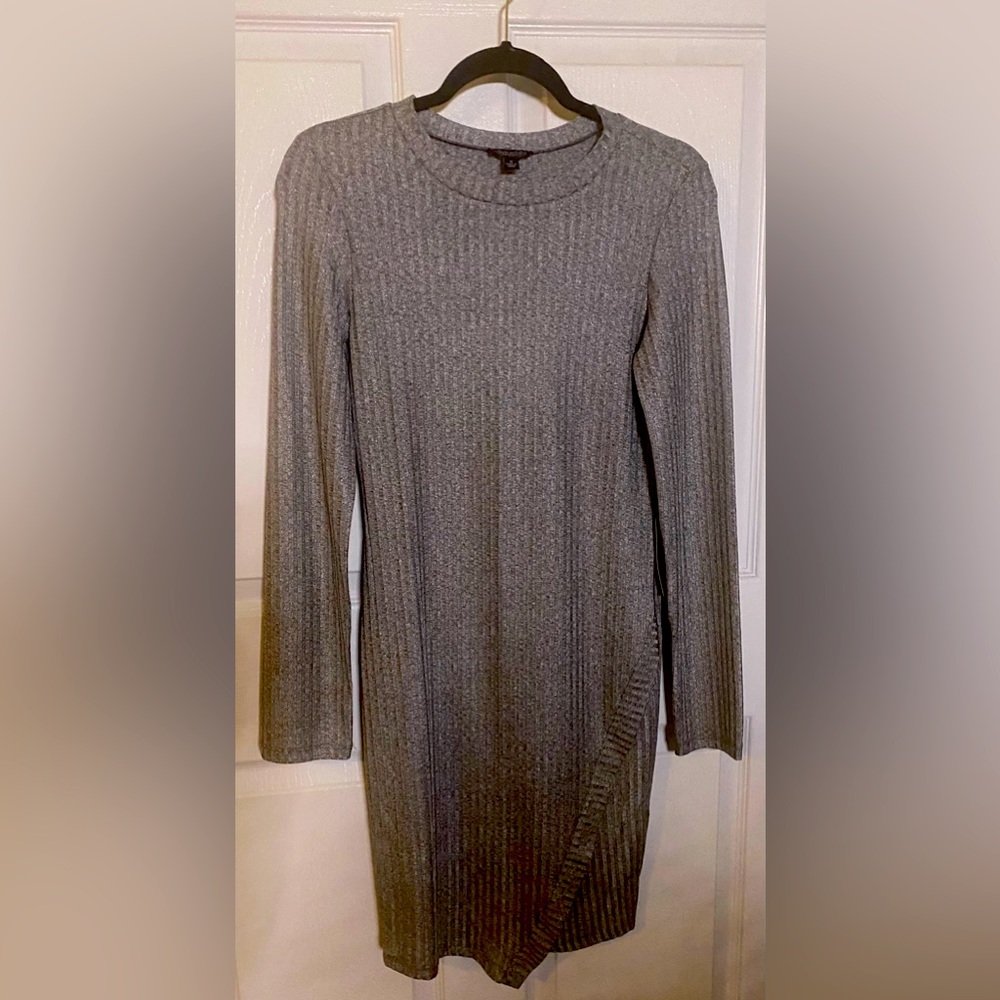 JforJustify ! Silvery Shimmering Dress ! Form fittings stretchy dress Medium